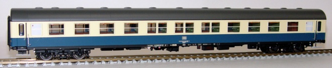 Passenger car type Bctm 256 of DB Turistic<br /><a href='images/pictures/LS_Models/46074.jpg' target='_blank'>Full size image</a>